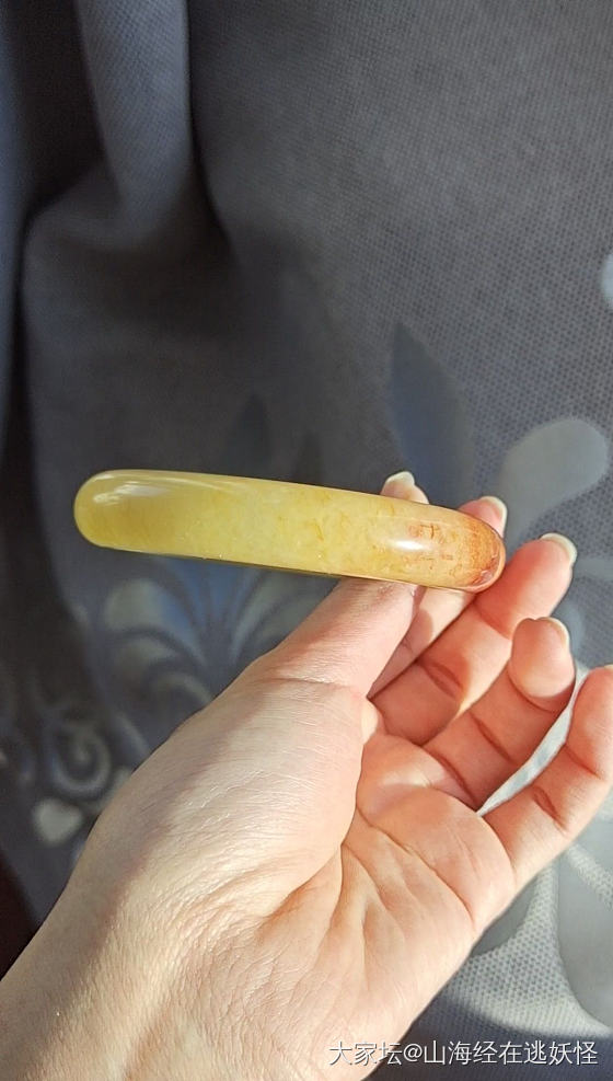 佘太翠草莓酱手镯_玉石
