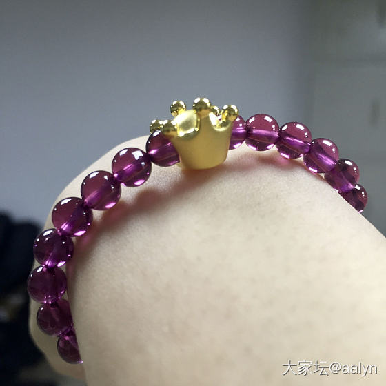 舒俱来和翡翠的紫，喜欢那种紫？_手镯吊坠翡翠