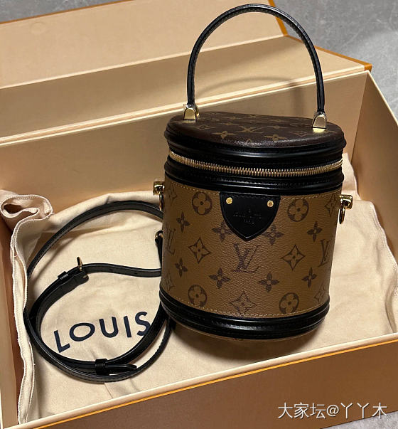 几乎全新两只包。Lv。高版本_品味