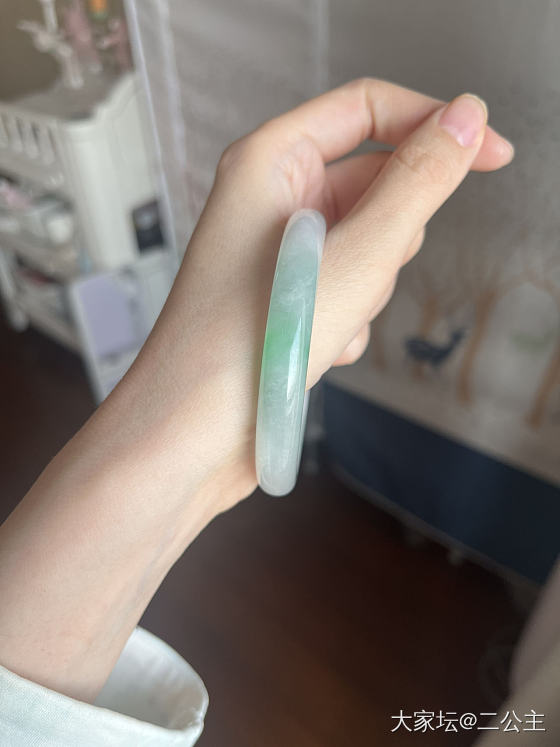 翡翠手镯53.5圈口_翡翠