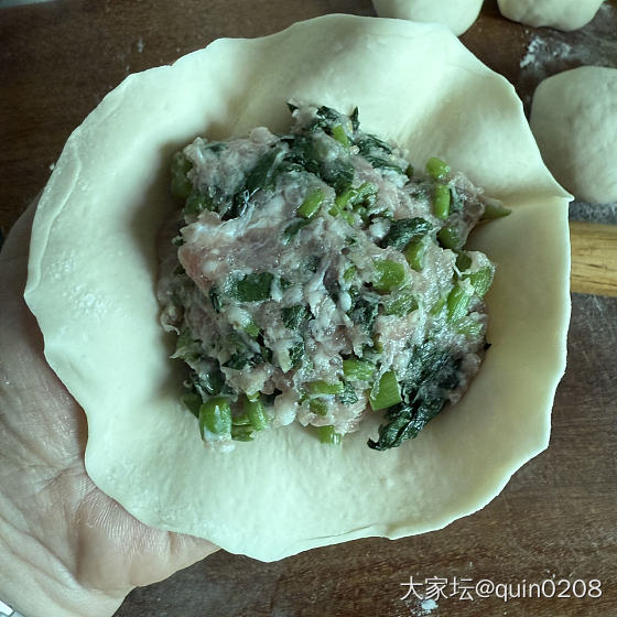 大叶芹包子_厨艺