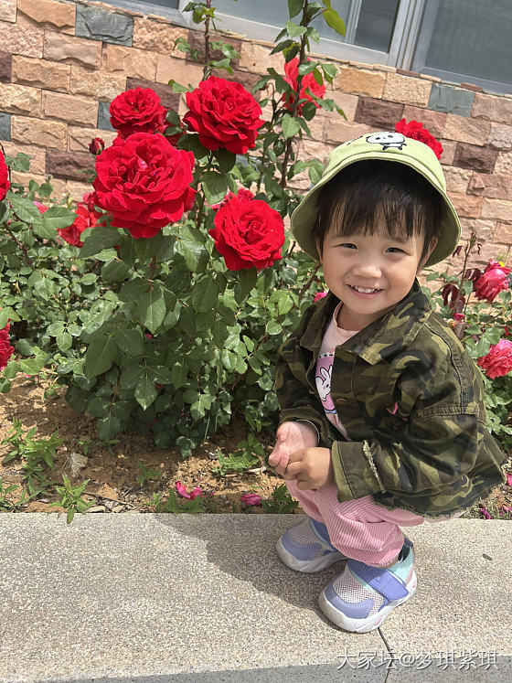 ☺️周六出来带娃看看🌹看看🐟～_闲聊