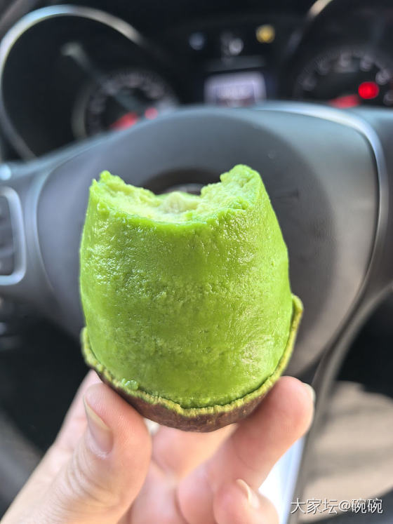 好饿，身边有啥吃啥了_水果