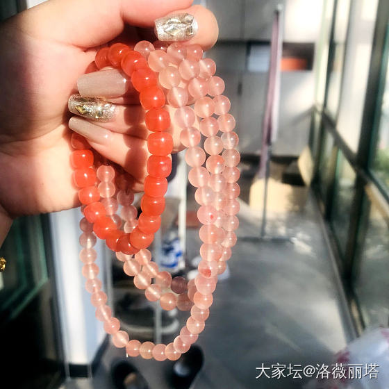 南红的粉_珠串玉髓玛瑙