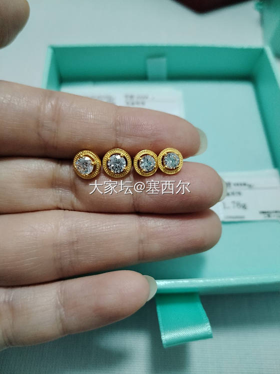 出周生生腰缠万贯戒指千叶泡泡锆石耳钉_金