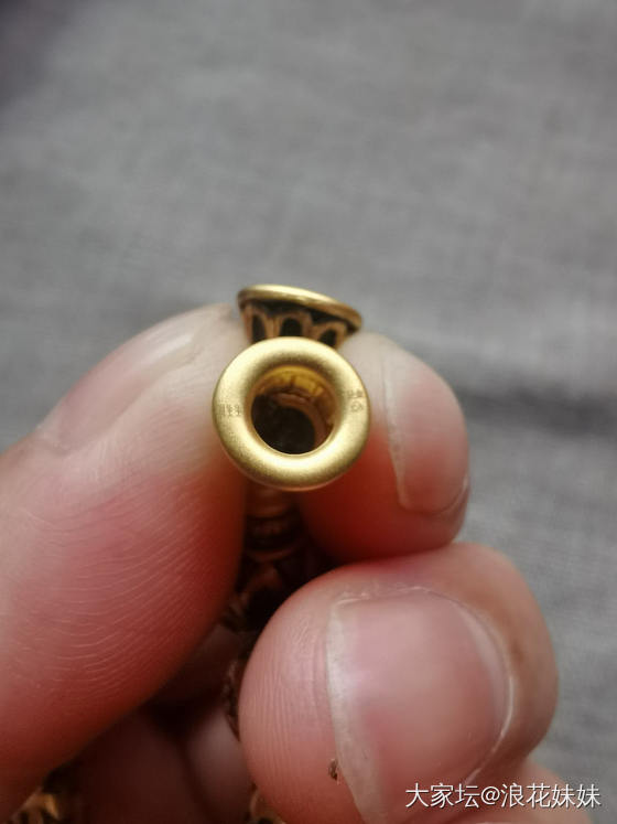出全新周生生六字真言手串_金