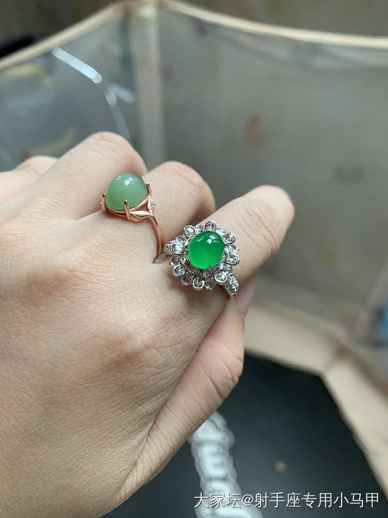 同样的绿色翡翠，危料和缅料差价百倍。_翡翠
