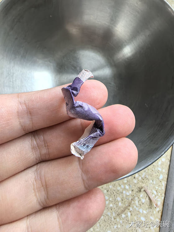 上一个帖子姐妹们说咸鸭蛋是樱桃这个帖子就更离谱了，见者发财哈_水果
