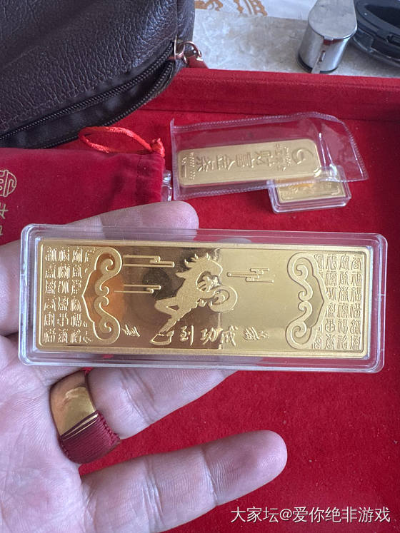 六福马金条100克_金