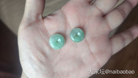 天然缅甸A货翡翠绿扣子_翡翠