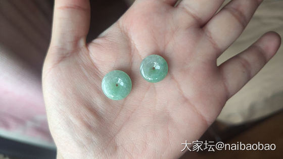 天然缅甸A货翡翠绿扣子_翡翠