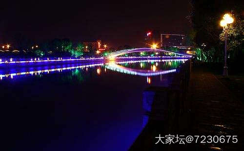 大运河边悠闲散步_景色
