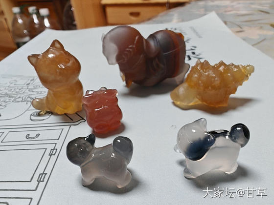 可可爱爱的一堆_把玩件玉髓玛瑙