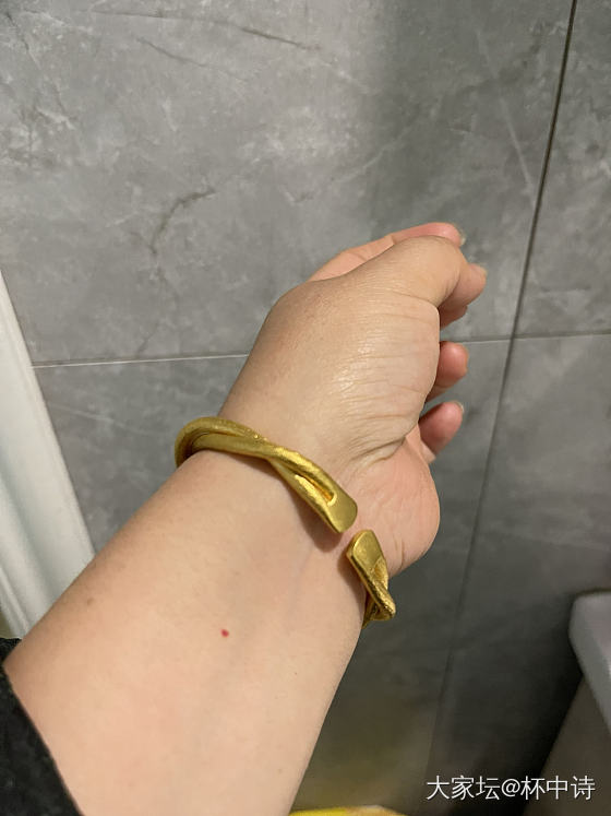 自从看到坛里姐妹推荐的香云纱，这两年买了不少_穿搭金