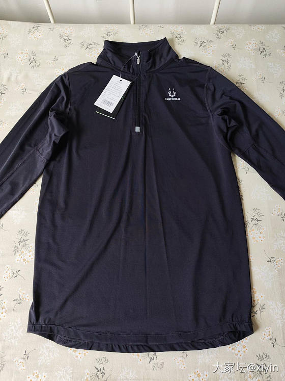【全新包邮】范斯蒂克运动T恤2件+高腰弹力九分老爹裤=100包邮_品味