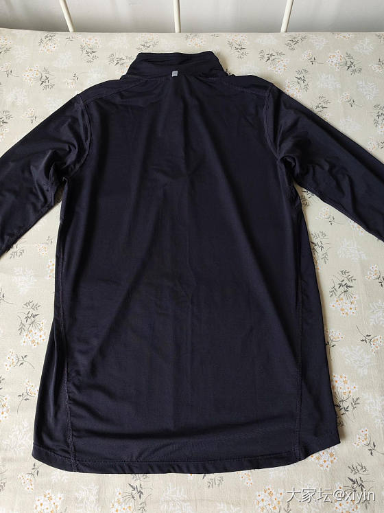 【全新包邮】范斯蒂克运动T恤2件+高腰弹力九分老爹裤=100包邮_品味