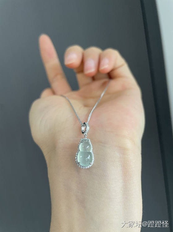 18k镶嵌小吊坠_翡翠