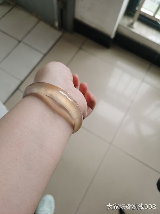 听说寒性体质适合戴玛瑙，那就试试呗
