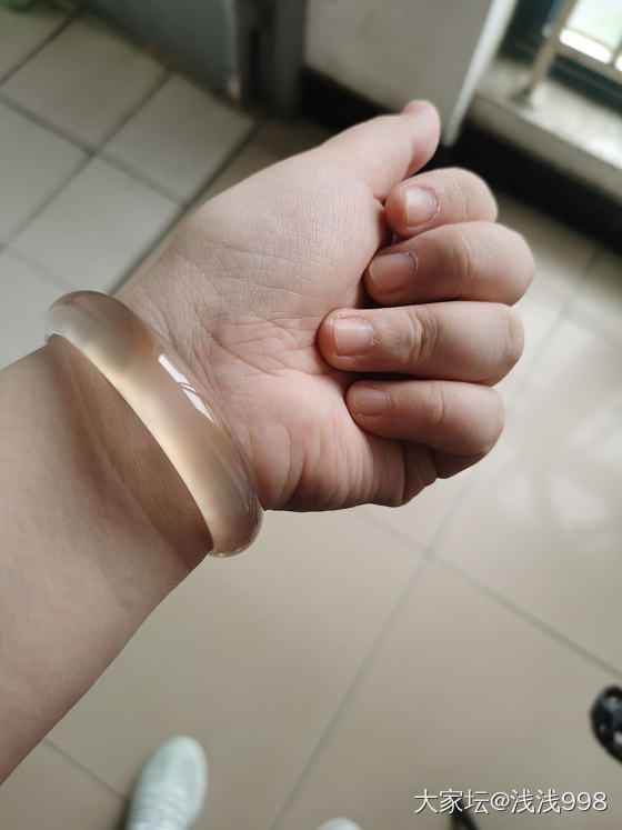 听说寒性体质适合戴玛瑙，那就试试呗