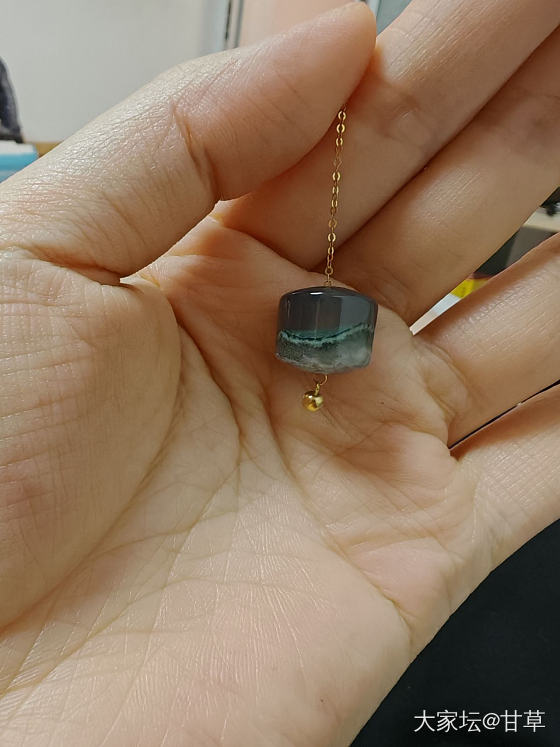挺特别的玛瑙串_玉髓玛瑙