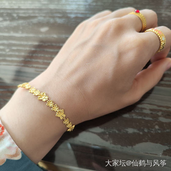 儿童节早上收了好几件快递，拆美物好开心啊_金