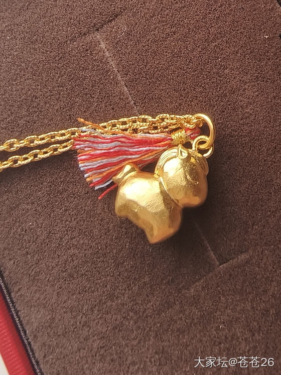 今天到的羊毛们，航民小马是真的小，周六福招财猫是真的值。