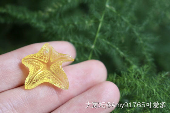 有没有买过琥珀的朋友，金珀这个品类都是染色/二次加工的嘛_琥珀蜜蜡