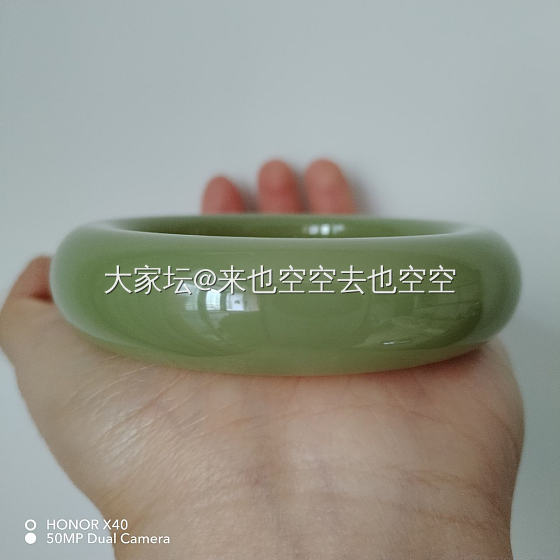 和田玉若羌黄口手镯一套_和田玉