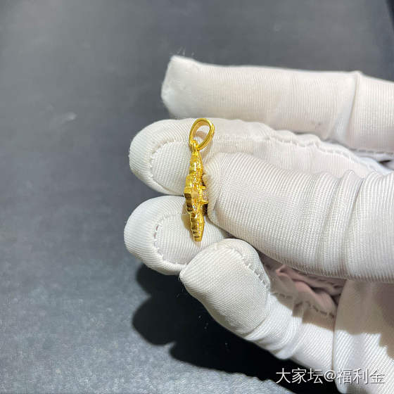 莫桑石尖十字金刚杵吊坠 拼团20250603期（明天下午三点截团）_金