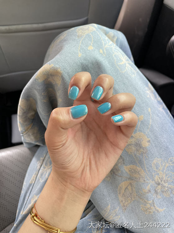 晒美甲💅_彩妆