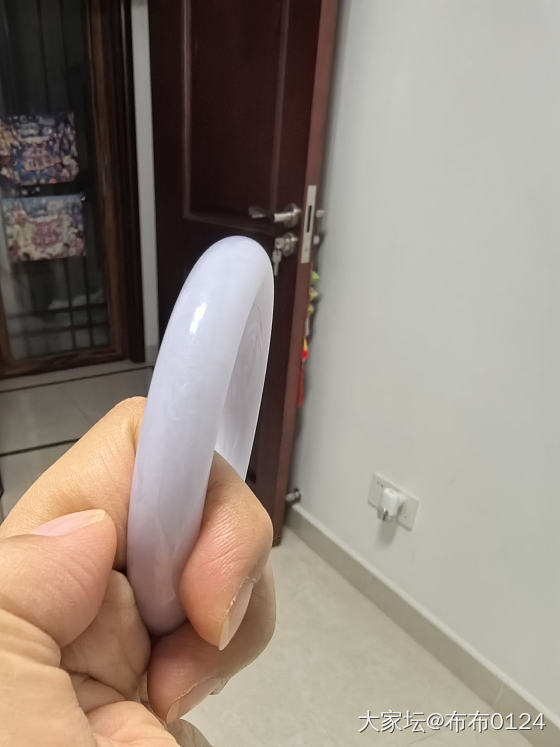 淡紫翡翠镯_翡翠