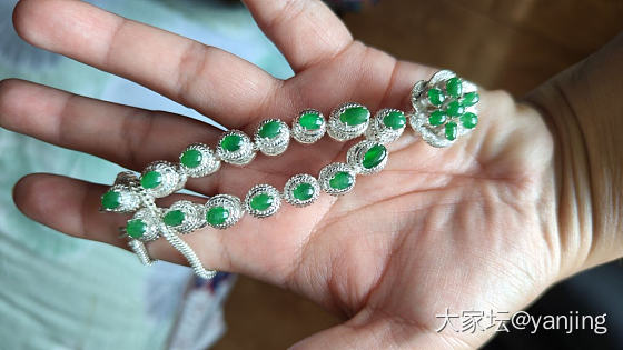 天然缅甸A货翡翠蛋面和手串_翡翠