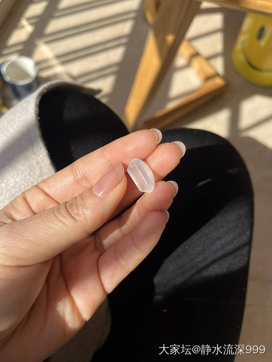 一堆裸石镶嵌不起_翡翠