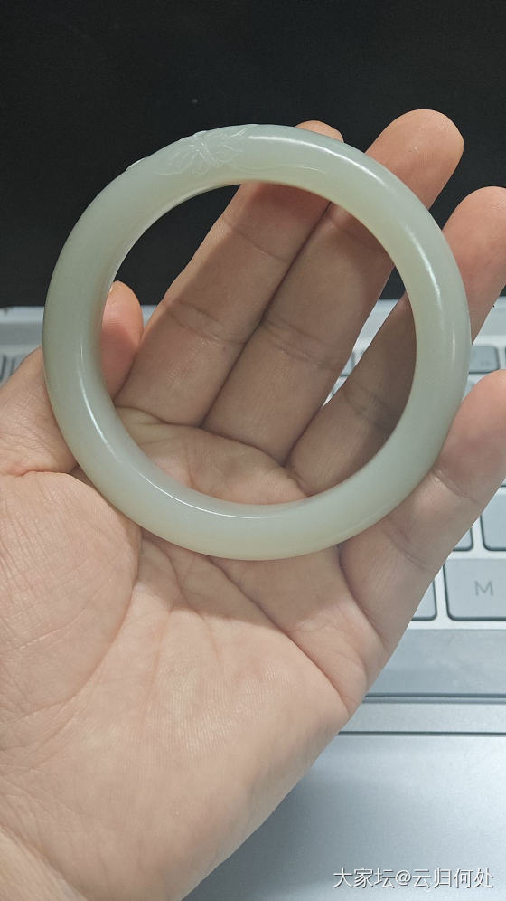 我也遇到喜欢且末嘿嘿😬😬😬😬4000块感觉可以啊！嘿嘿嘿_和田玉