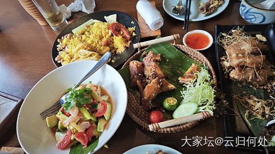 周末，俩人吃喝玩，回家继续盘小玩意，欣赏小细节哈哈_美食