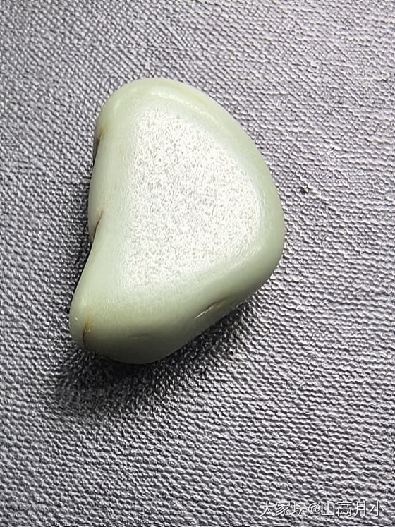 沙枣青中最出彩的颜色_和田玉
