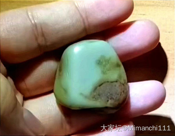 沙枣青中最出彩的颜色_和田玉
