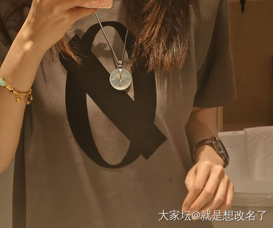 还能不能好好刷牙了。。_翡翠
