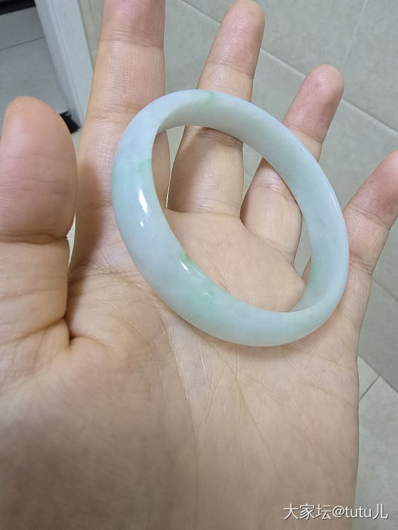 至今没搞懂是翡翠还是玉？大佬指点下_翡翠
