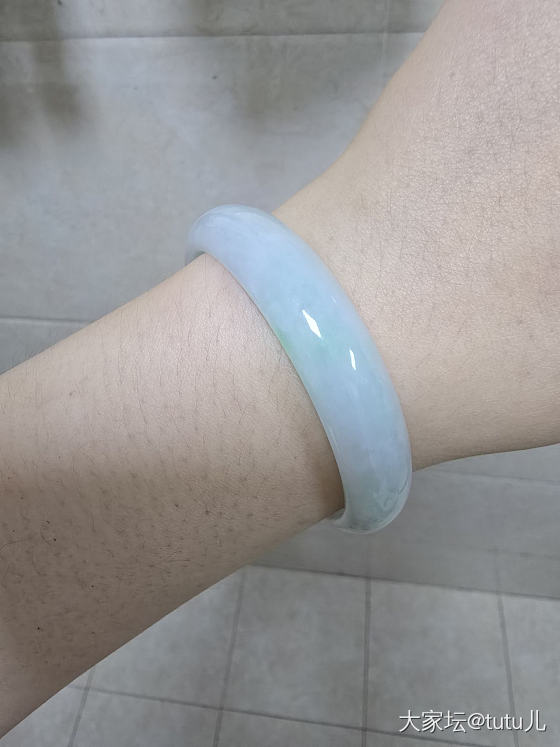 至今没搞懂是翡翠还是玉？大佬指点下_翡翠