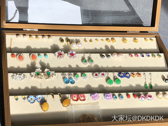 耳钉控_有机宝石耳饰彩色宝石翡翠