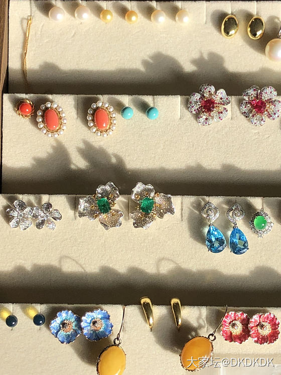 耳钉控_有机宝石耳饰彩色宝石翡翠