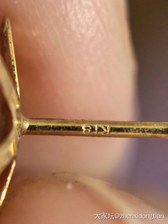 阿卡18K耳钉_耳钉珊瑚