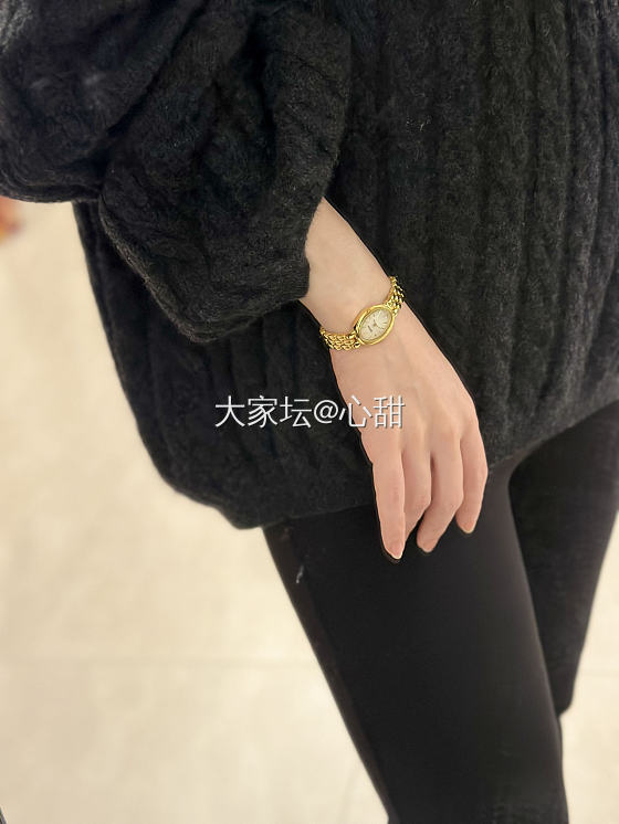 晒新欢，时隔多年，终于拥有西普尼金表，很轻巧精致_手表金