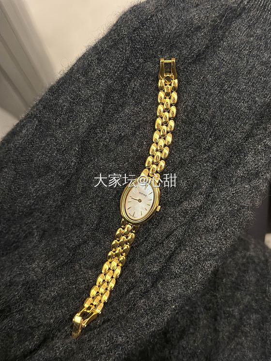 晒新欢，时隔多年，终于拥有西普尼金表，很轻巧精致_手表金