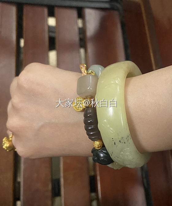 今天的情绪价值是和田玉给的_和田玉