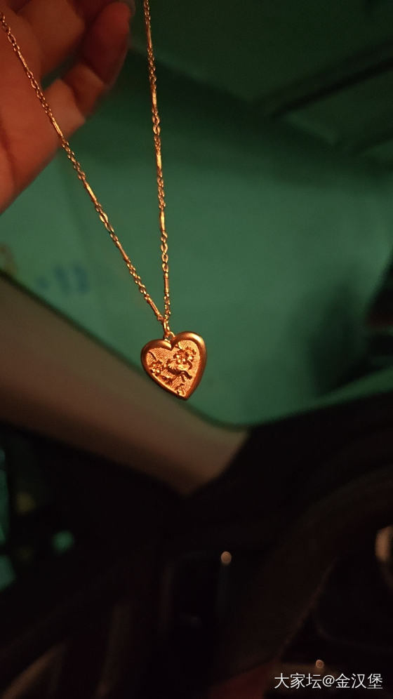 辞旧迎新的奶奶款吊坠_金