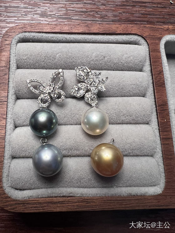 珍珠每日一晒：格拉夫蝴蝶和鸢尾花吊坠_珍珠