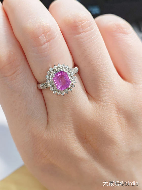 想要一个好天气，拍拍我的小戒指_彩色宝石