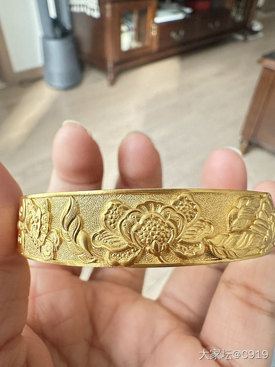 牡丹镯的草终于拔了！_手镯金